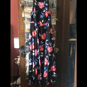 Gorgeous floral floor length dress.